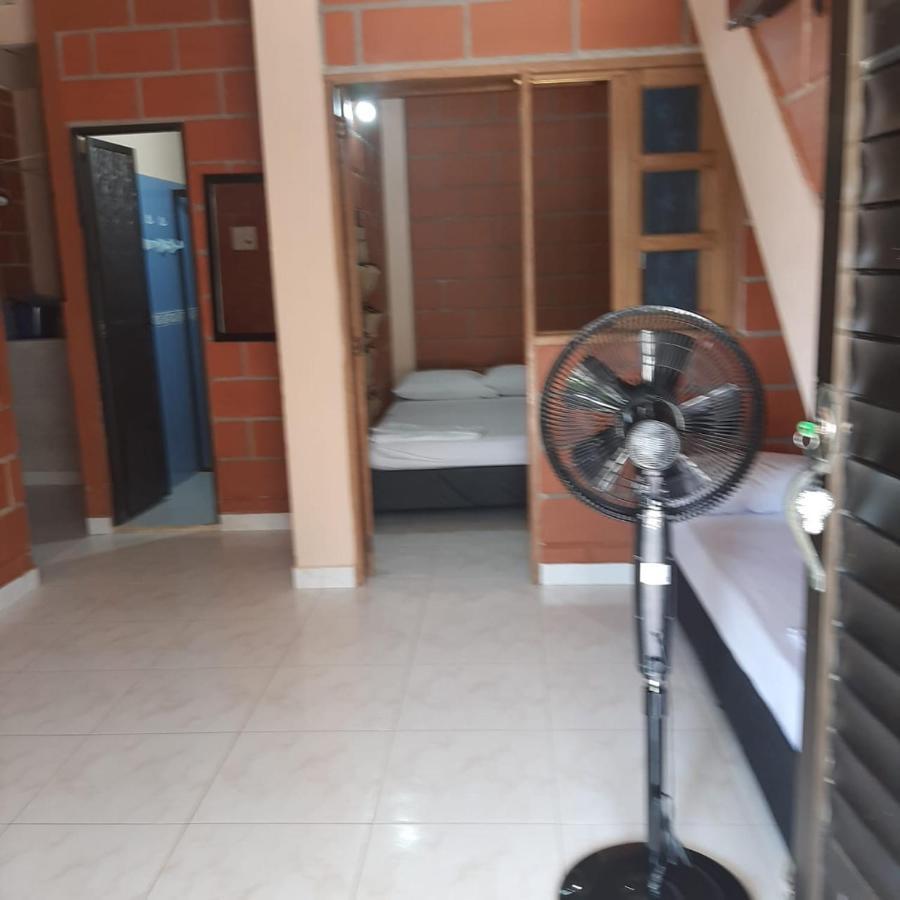 Mi Pueblo Natal Aptos Y Habitaciones เนโคคลิ ภายนอก รูปภาพ