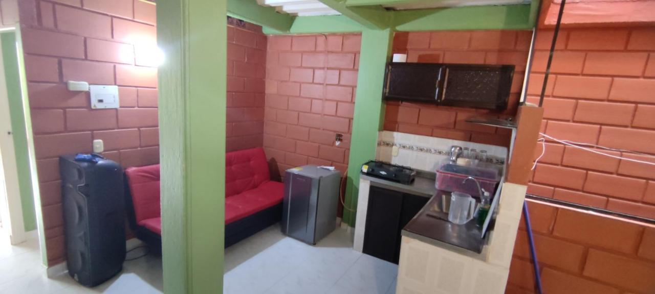 Mi Pueblo Natal Aptos Y Habitaciones เนโคคลิ ภายนอก รูปภาพ