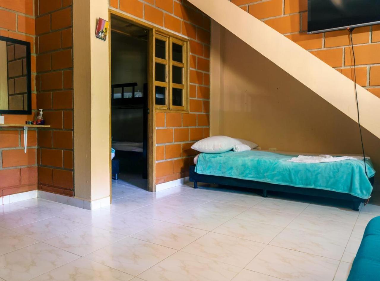 Mi Pueblo Natal Aptos Y Habitaciones เนโคคลิ ภายนอก รูปภาพ
