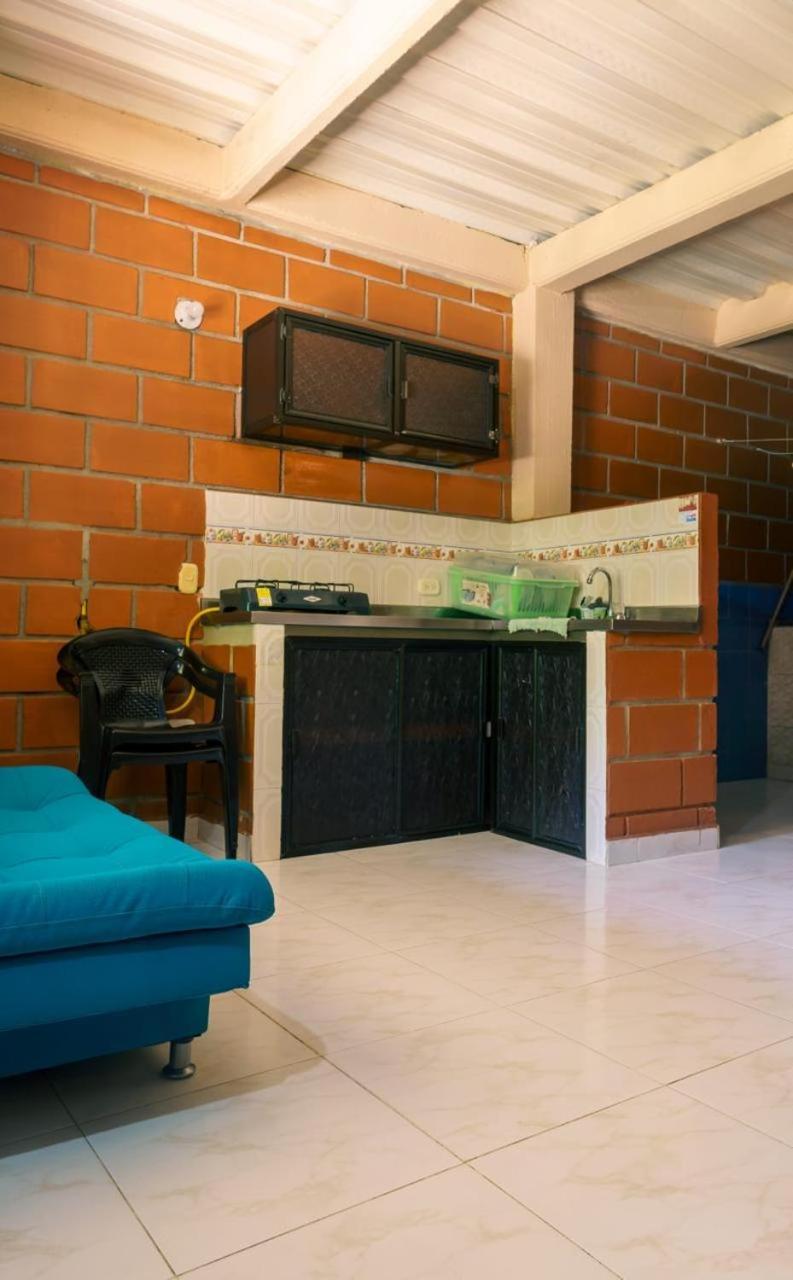 Mi Pueblo Natal Aptos Y Habitaciones เนโคคลิ ภายนอก รูปภาพ