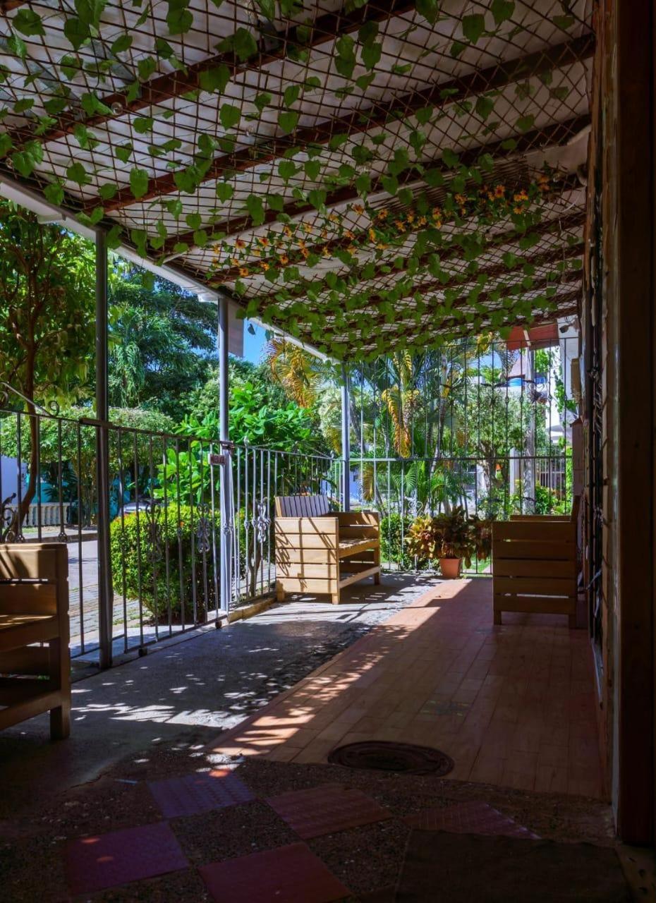 Mi Pueblo Natal Aptos Y Habitaciones เนโคคลิ ภายนอก รูปภาพ
