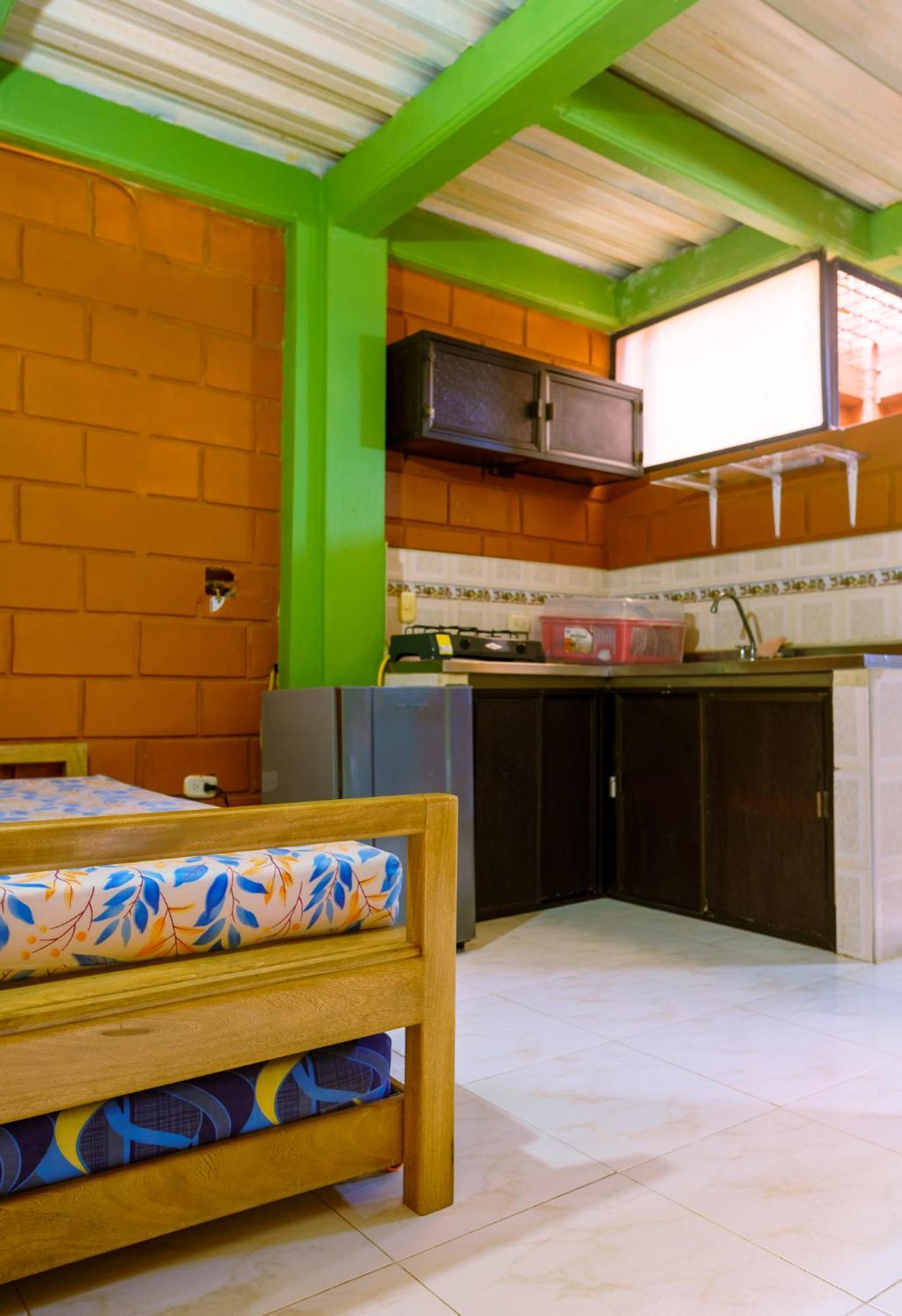 Mi Pueblo Natal Aptos Y Habitaciones เนโคคลิ ภายนอก รูปภาพ